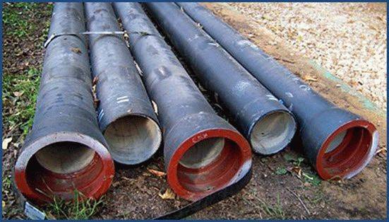 Tuyaux en fonte pour assainissement externe: types, caractéristiques d'application et d'installation