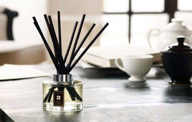 Comment transformer un aspirateur en désodorisant