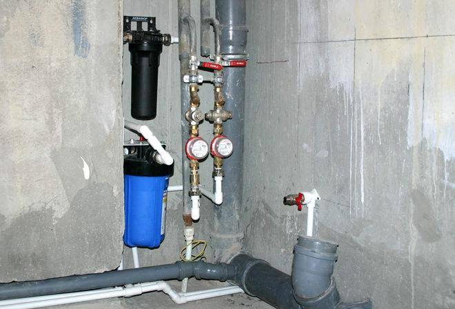 Morceaux d'argile dans la colonne montante d'eau chaude - que faire