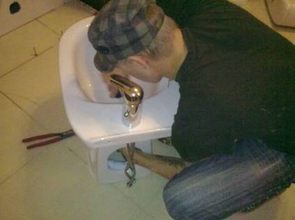 Comment installer un robinet de bidet : guide d'installation et de raccordement