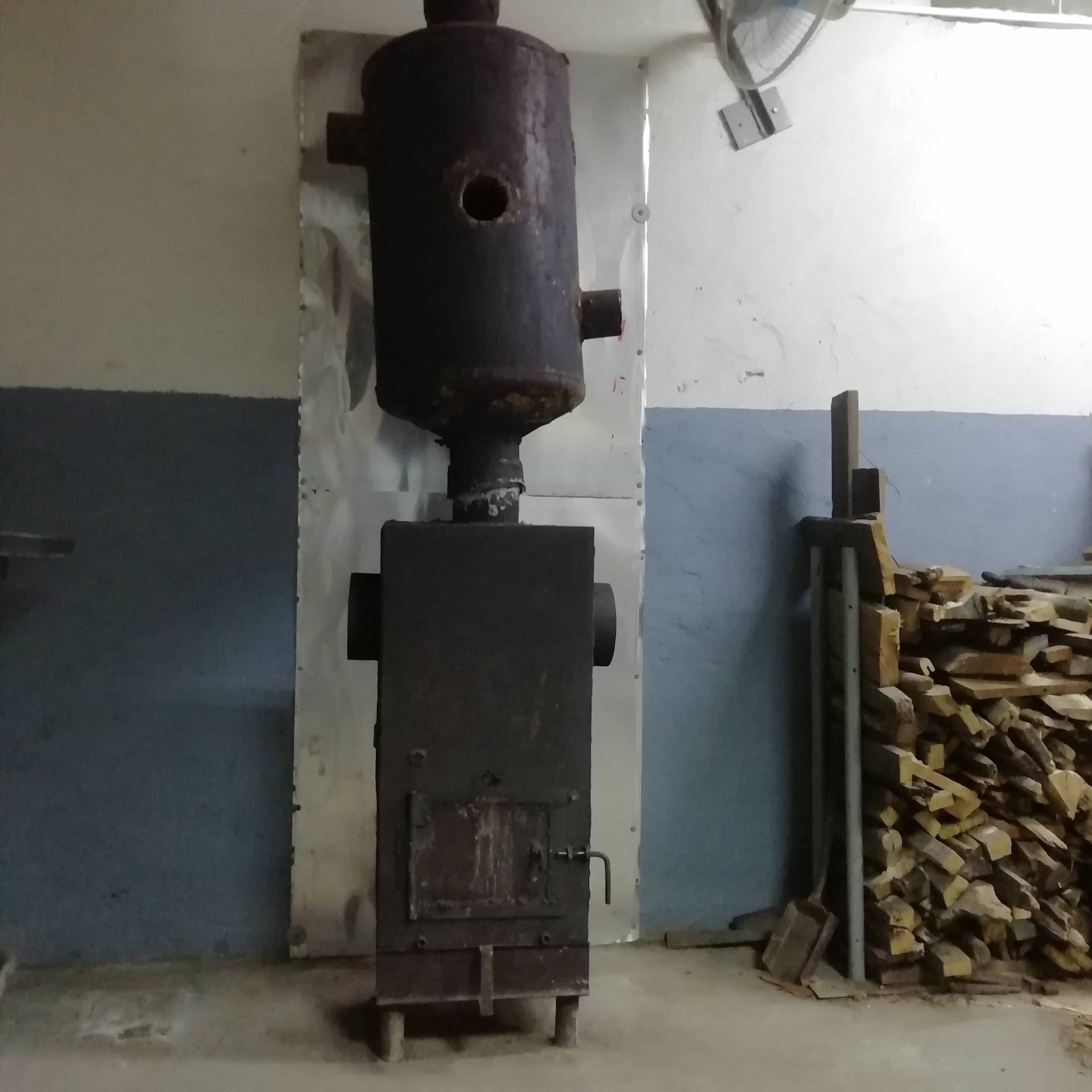 Poêle Potbelly - poêle à bois économique à faire soi-même