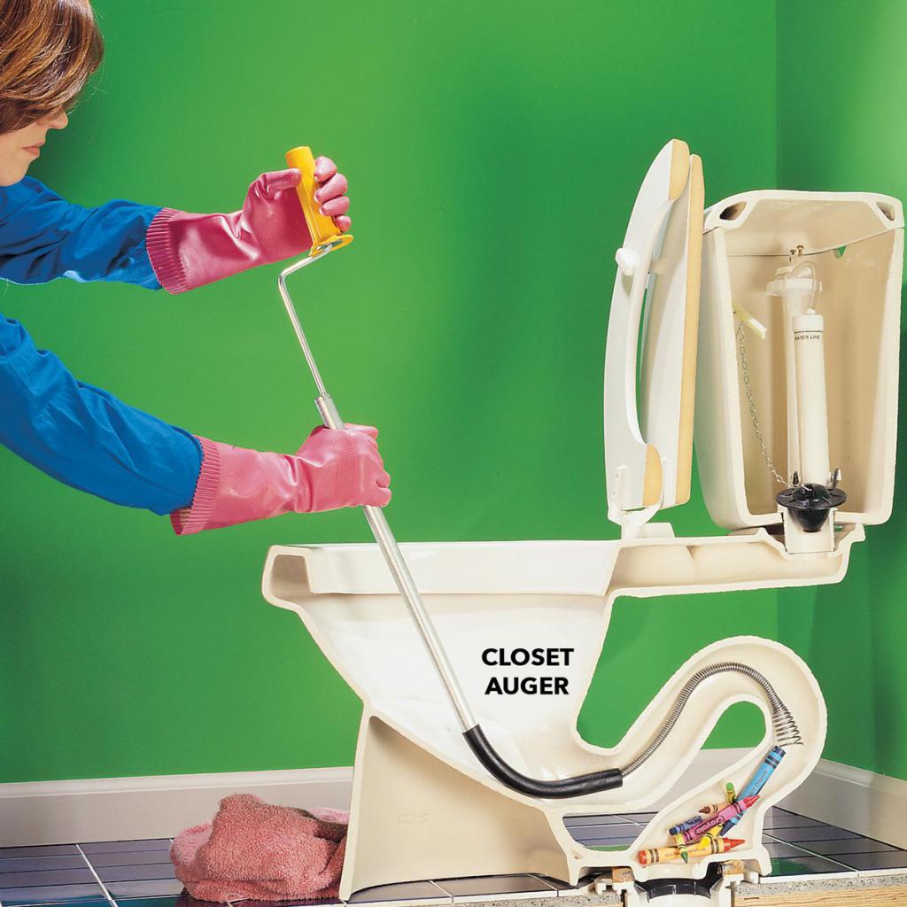 Comment nettoyer les toilettes en cas de bouchage, si elles sont bouchées : en autonomie et à la maison