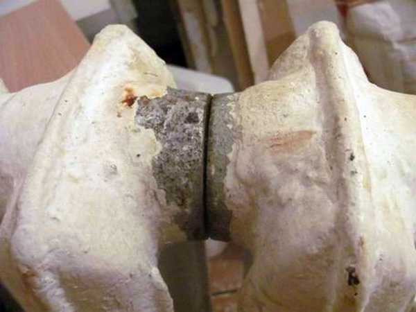 Liquide huileux qui coule du radiateur