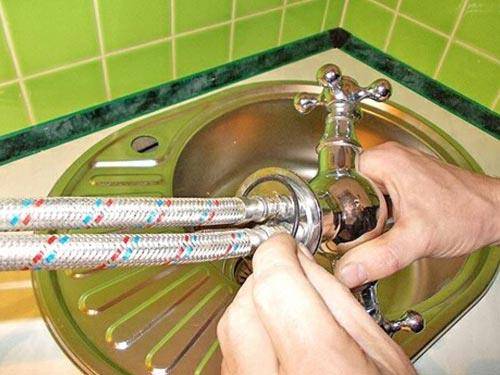 Comment installer un robinet sur un évier: une analyse détaillée de la technologie d'installation