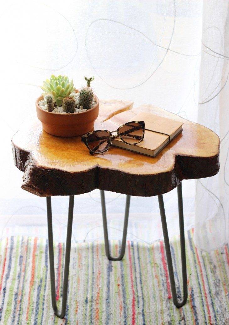 Comment j'ai fabriqué ma propre table à plateau pour économiser de l'argent