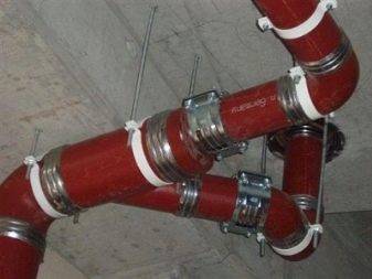 Quelle est la pente du tuyau d'égout est considérée comme optimale dans diverses situations