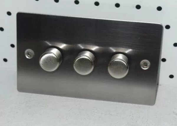 Interrupteur avec variateur : appareil, critères de sélection et aperçu des fabricants