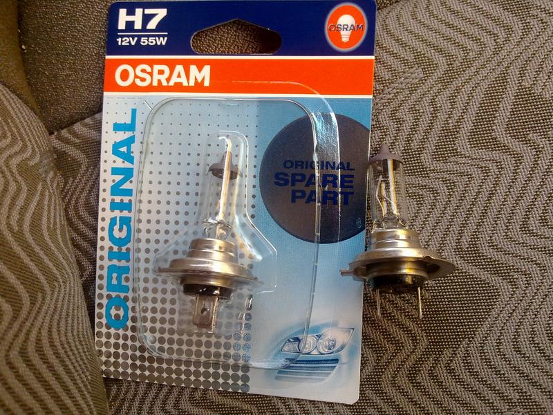 Comment changer correctement une ampoule: une analyse des nuances techniques d'une tâche non triviale