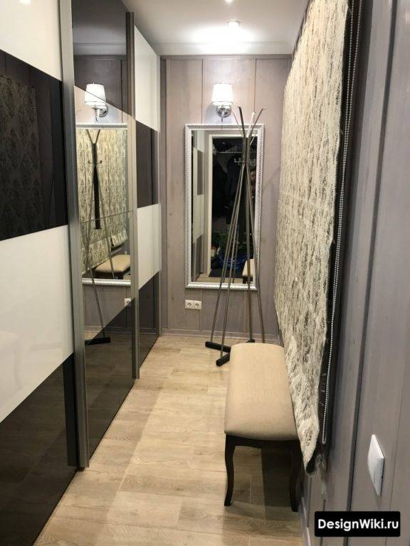 5 façons de sélectionner avec succès des meubles pour agrandir visuellement le couloir