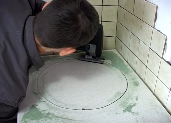 Double vasque dans la salle de bain: un aperçu des solutions populaires et des nuances d'installation