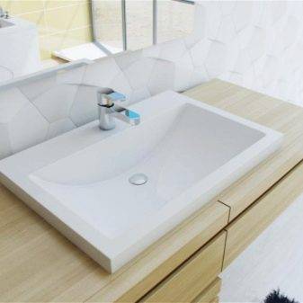 Comment déterminer les dimensions du lavabo de la salle de bain et ne pas bousiller pendant les réparations