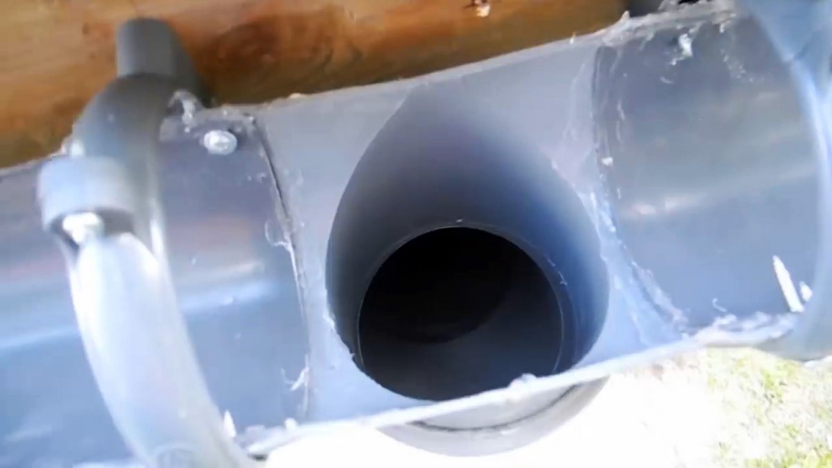 Comment fabriquer des gouttières de vos propres mains: nuances techniques et spécificités d'installation