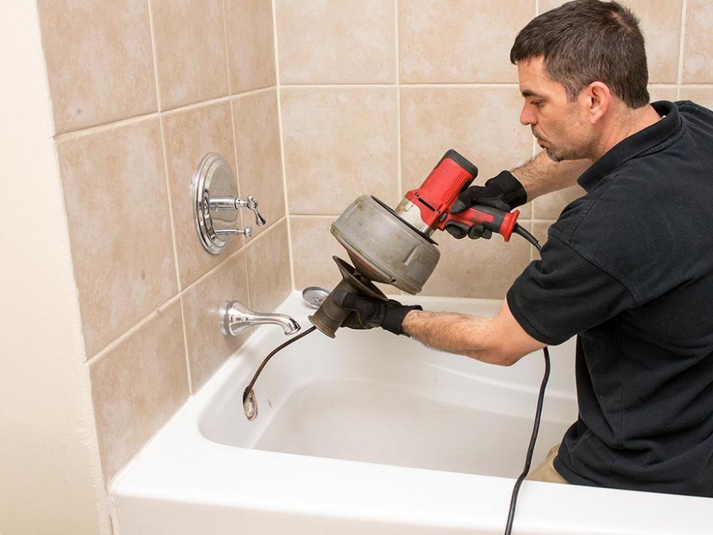 Débloquer votre évier de cuisine - 8 façons simples de nettoyer votre évier de cuisine