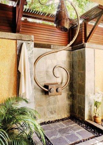 Réservoir pour une douche d'été : conseils pour choisir un modèle fini + comment construire un produit fait maison