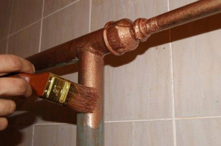 Tuyaux d'incendie, d'eau et de cuivre : caractéristiques du travail avec des tuyaux et des raccords en cuivre