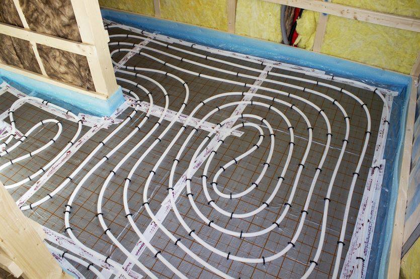 Comment choisir les tuyaux pour le chauffage au sol?