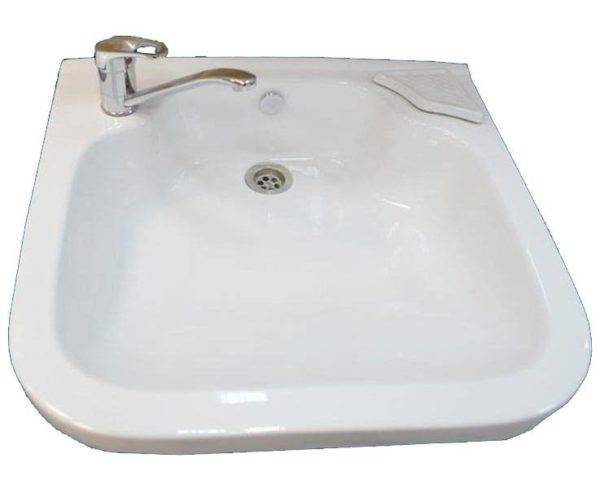 Lavabo aux nénuphars : conseils de choix et d'installation lorsqu'il est situé au-dessus du lave-linge