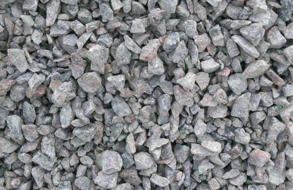 Comment fabriquer une fosse septique à deux chambres à partir d'anneaux en béton: instructions de construction