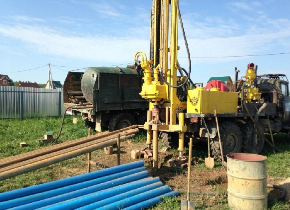 Comment légaliser l'utilisation d'un puits sur un site: les nuances de la législation de la Fédération de Russie