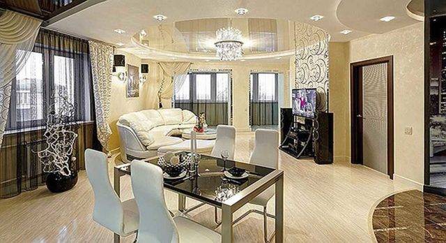 Luminaires dans la salle de bain au plafond: types, principes de placement, nuances d'installation