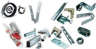 Comment installer des tuyaux de ventilation: technologies de montage pour la fixation aux murs et aux plafonds