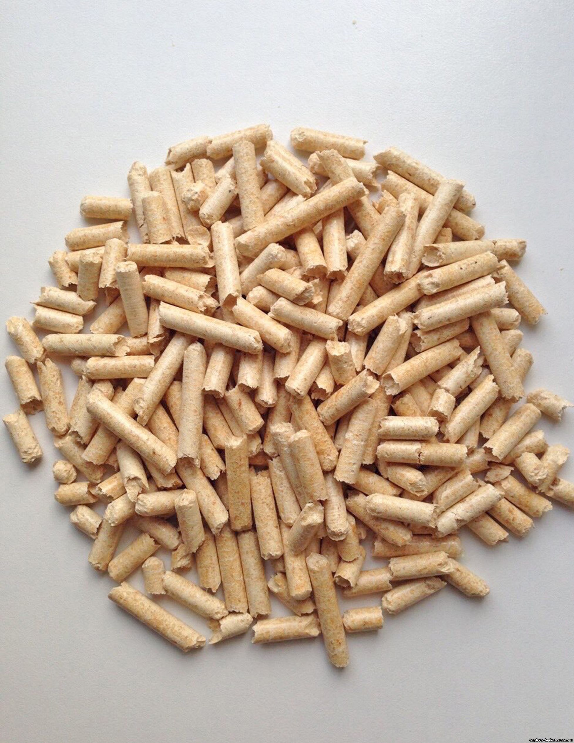 Granulés de combustible en granulés - que sont et comment utiliser