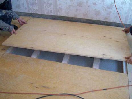 Isolation des sols en bois : technologies d'isolation populaires + conseils d'experts