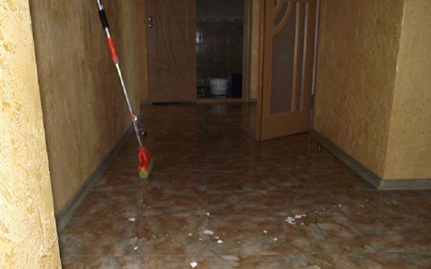 Voisins inondés d'en haut - que faire