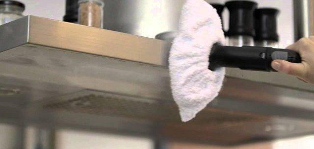 Comment nettoyer la hotte dans la cuisine de la graisse: les moyens et méthodes les plus efficaces