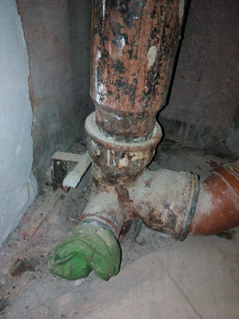 Comment gaufrer débrancher un égout en fonte