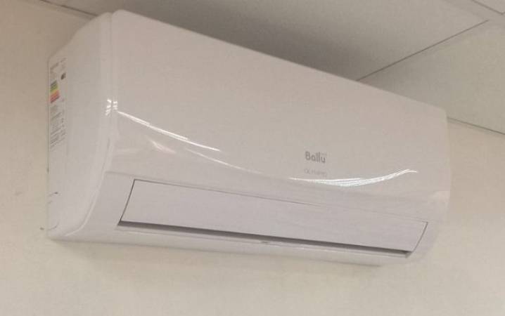 Examen du système fractionné Ballu BSVP-07HN1: normalisation du microclimat sans trop-perçus