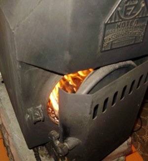 Vue d'ensemble des chaudières de chauffage à pyrolyse modernes: quels sont ces "animaux" et comment choisir une option décente?