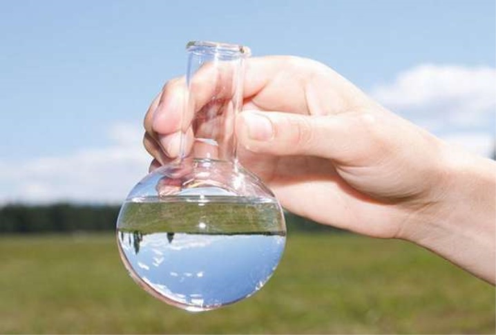Analyse et purification de l'eau d'un puits: comment bien prélever des échantillons et purifier l'eau des impuretés