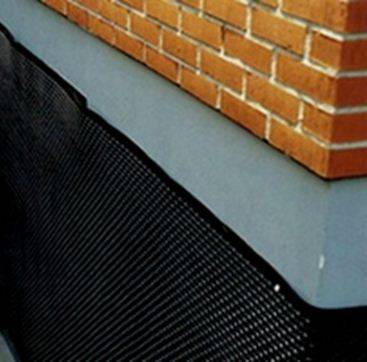 Matériaux d'étanchéité de piscine : un examen comparatif