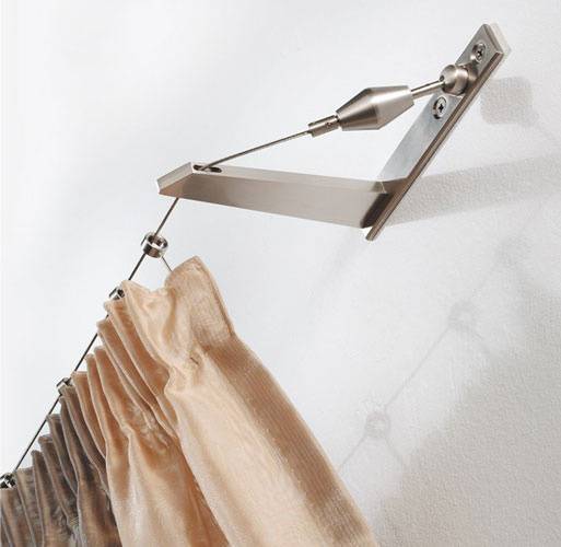 Rideaux à faire soi-même pour un balcon du soleil: instructions pour créer des rideaux originaux