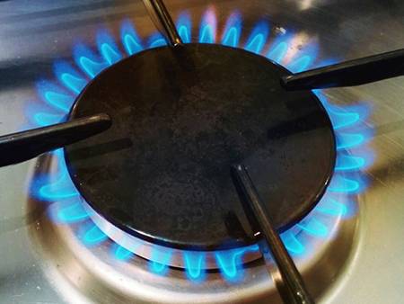 Comment couper le gaz dans l'appartement: la procédure de refus d'alimentation en gaz
