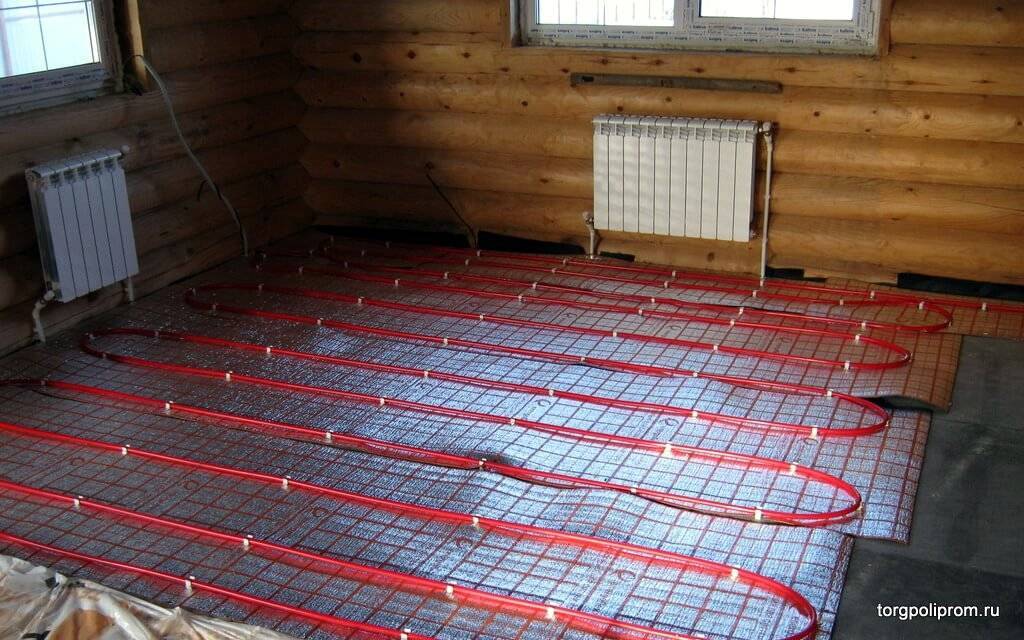 Comment faire un plancher chauffant à l'eau - technologie de pose et d'installation