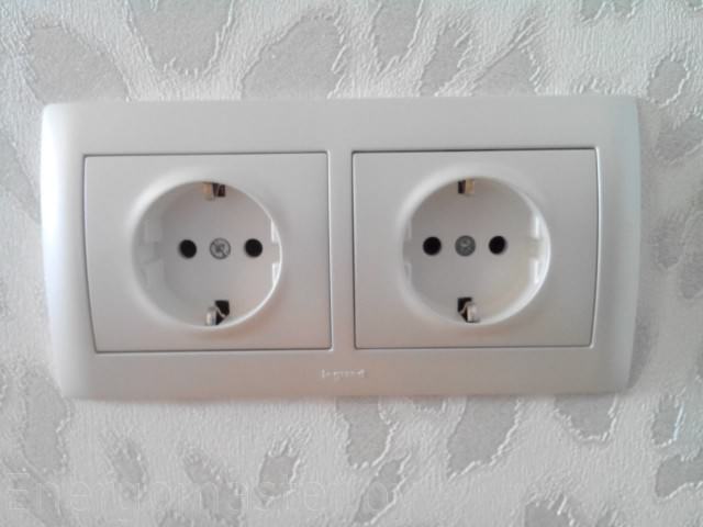 Prise triple dans une prise : installation et raccordement