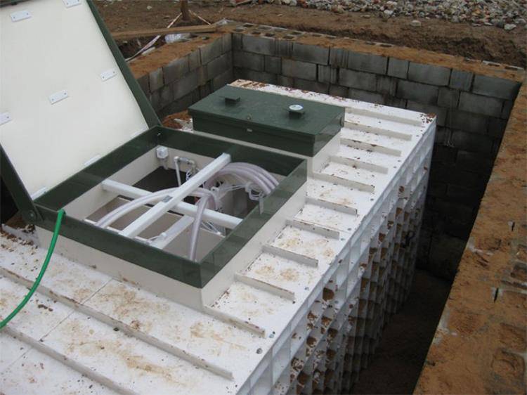 Comment la fosse septique Topas est-elle entretenue en hiver