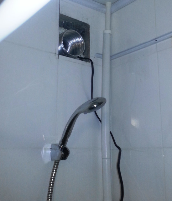 Comment faire une ventilation forcée dans la salle de bain