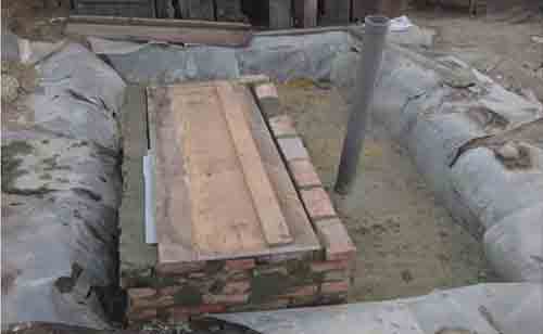 Un exemple de dispositif indépendant d'une fosse septique monolithique en béton