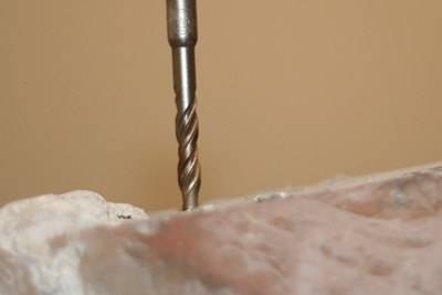 Remplacement du câblage électrique dans une maison à panneaux de vos propres mains