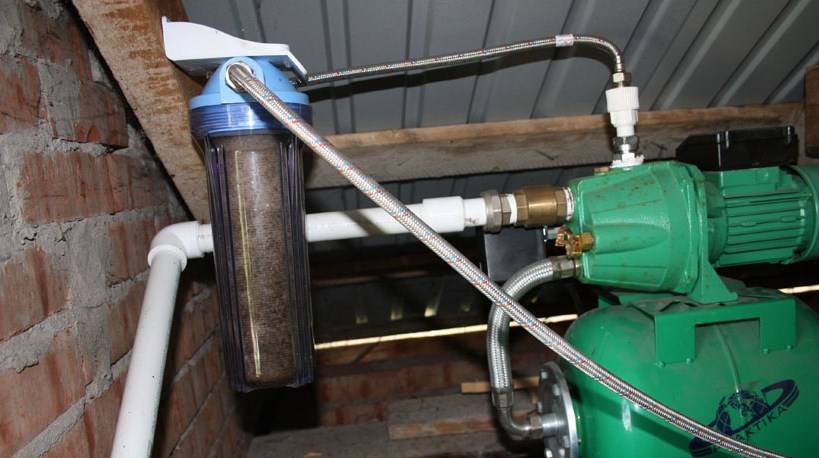 Installation d'une pompe de surface pour une résidence d'été: règles de raccordement et de fonctionnement