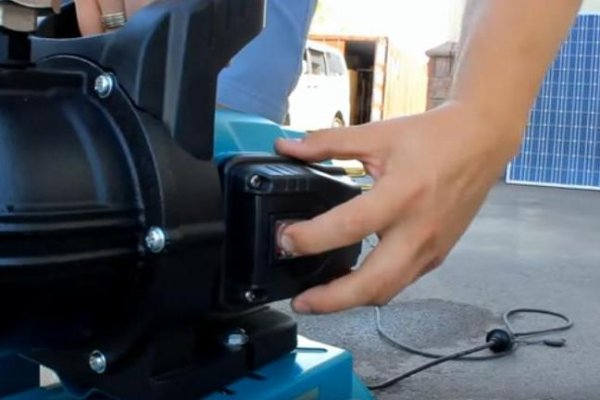 Installation et raccordement d'une station de pompage à un puits: un algorithme pour effectuer des travaux