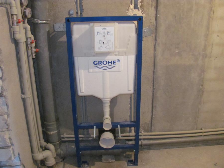 Plomberie sous contrôle ou installation de toilettes à faire soi-même