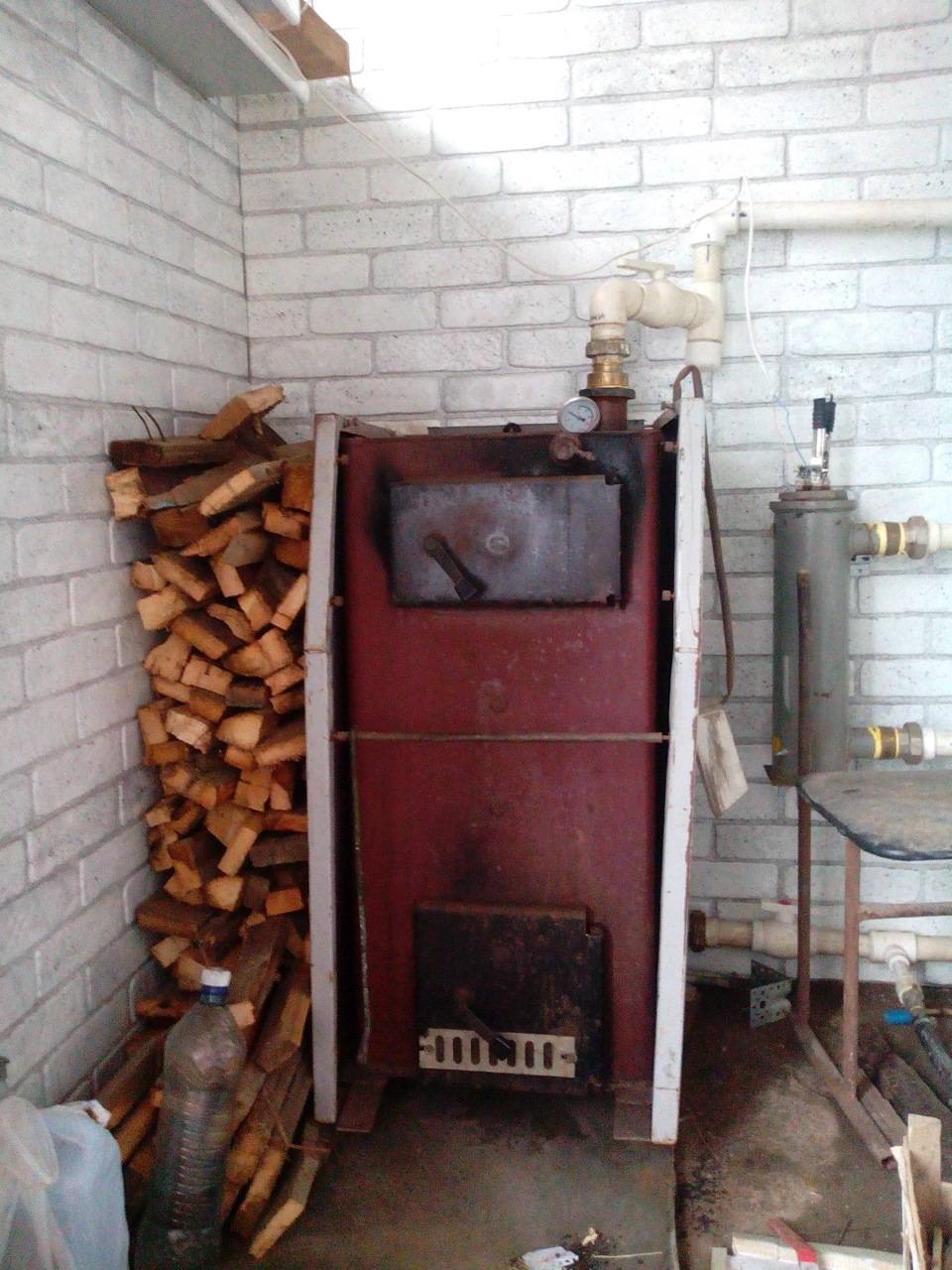 Chaudières à bois maison à combustion longue: comment fabriquer un générateur de chaleur de vos propres mains