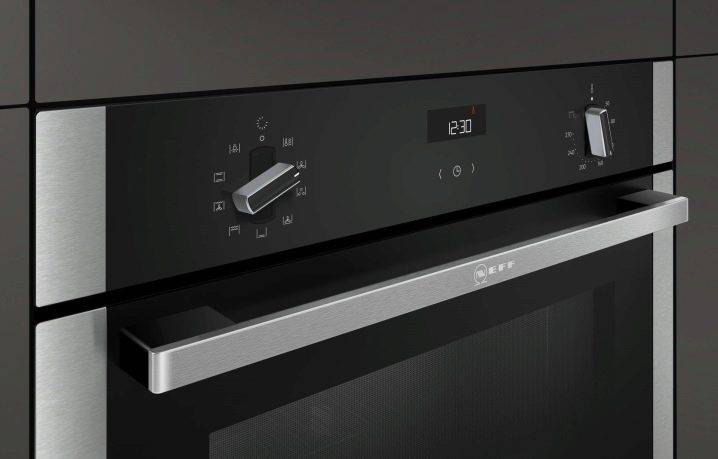 Comment fonctionne une cuisinière à gaz: le principe de fonctionnement et le dispositif d'une cuisinière à gaz typique