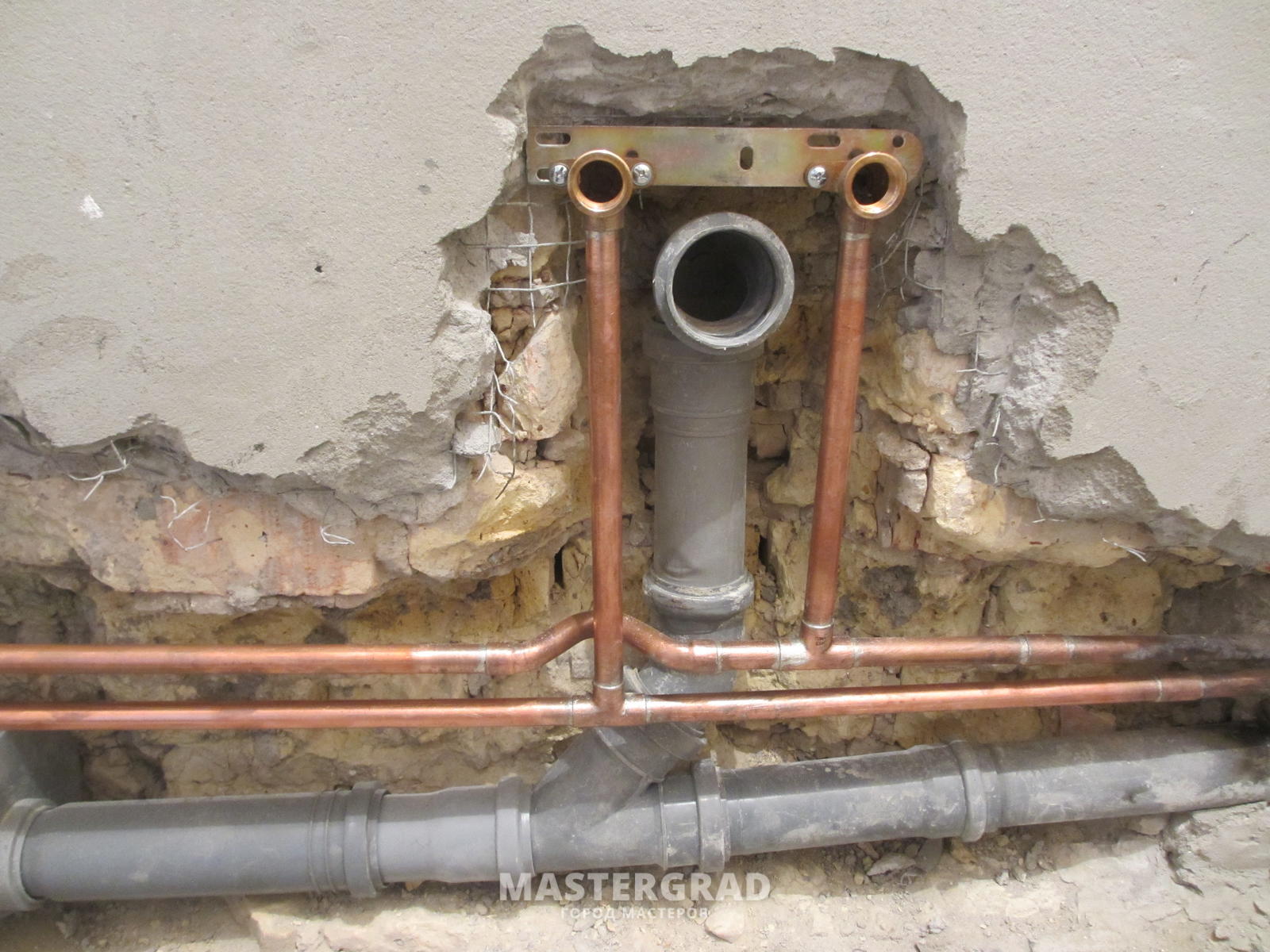 Qu'est-ce qui est moins cher et meilleur - réservoir d'essence ou gaz principal?