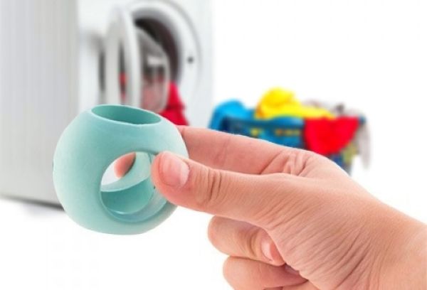 Pourquoi les balles en aluminium n'aident pas avec la lessive
