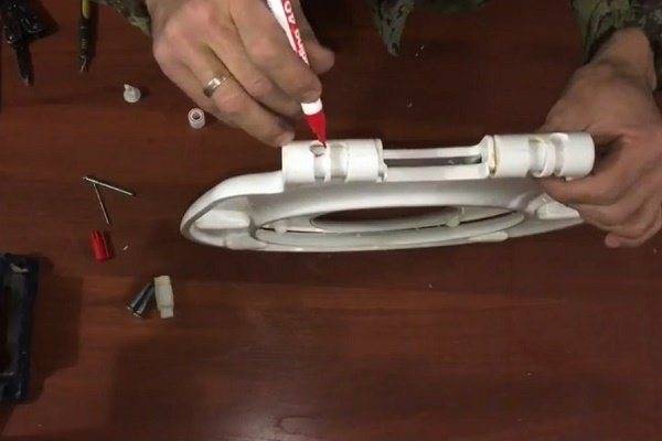 Comment réparer une toilette de vos propres mains: analyse des pannes courantes